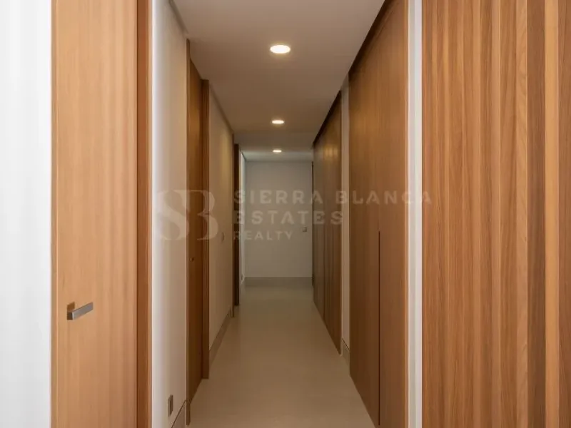 Sierra Blanca Tower - 17th floor, sea view apartment