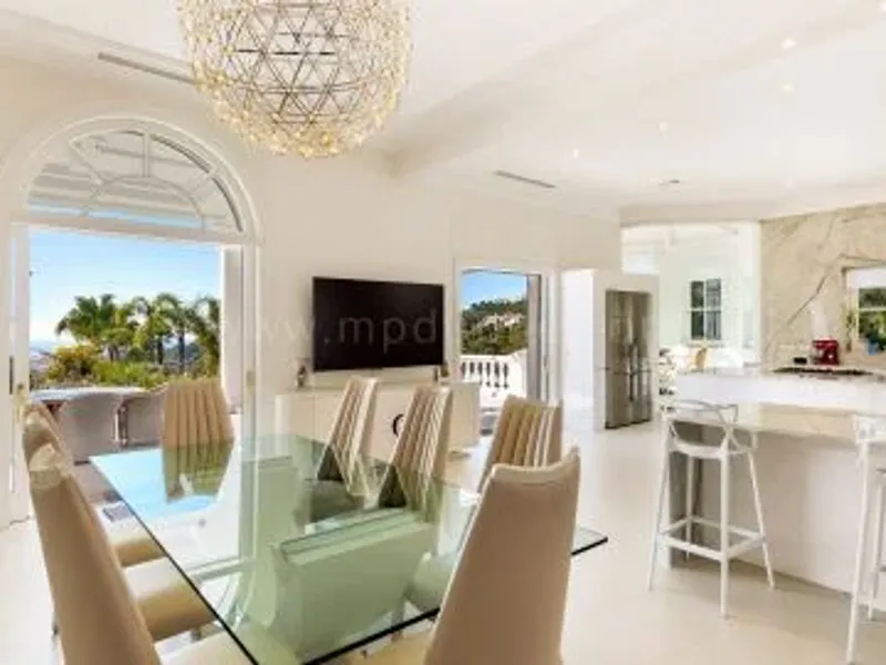 Luxury Villa in La Zagaleta with Sea-Views