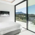 Modern Luxury Villa with Panoramic Views in El Madroñal 15