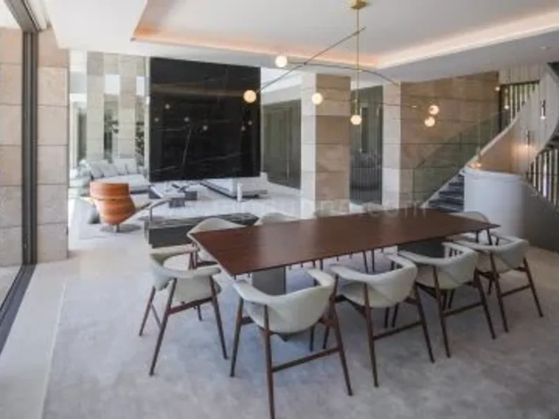 Modern Villa with Sea Views in Exclusive La Zagaleta