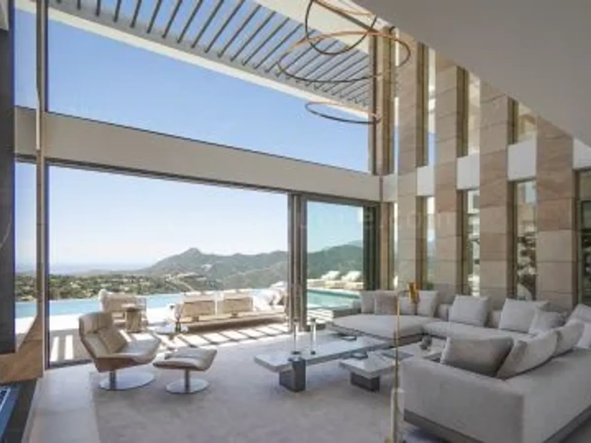 Modern Villa with Sea Views in Exclusive La Zagaleta