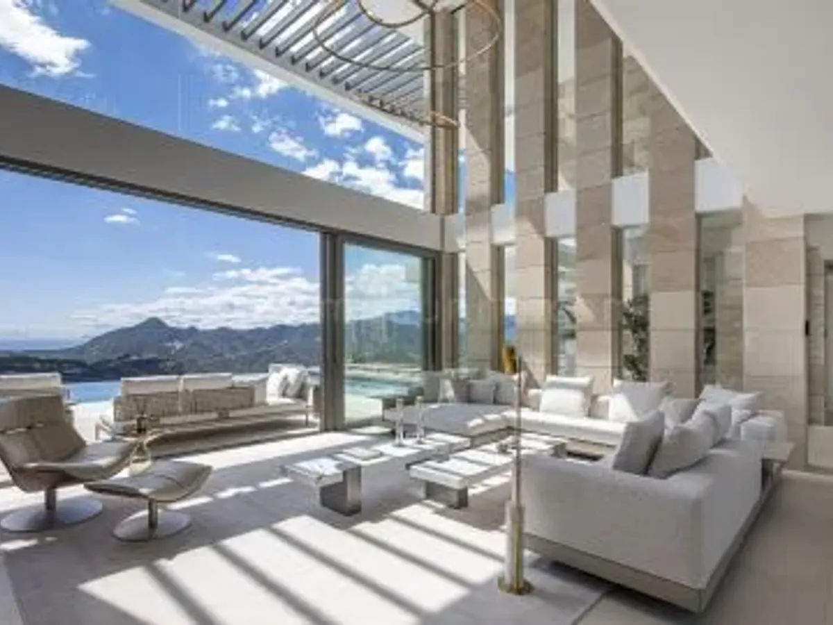 Modern Villa with Sea Views in Exclusive La Zagaleta