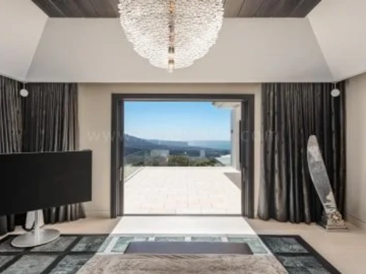 Casa Valentino: Modern Luxury Villa with Panoramic Views in La Zagaleta