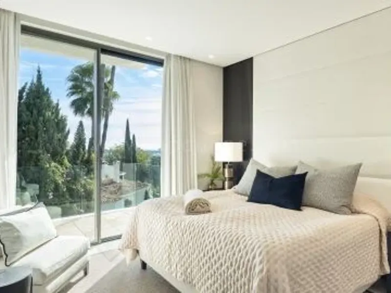 Luxury Villa with Panoramic Views in La Quinta