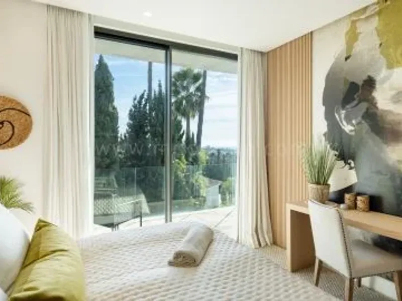 Luxury Villa with Panoramic Views in La Quinta