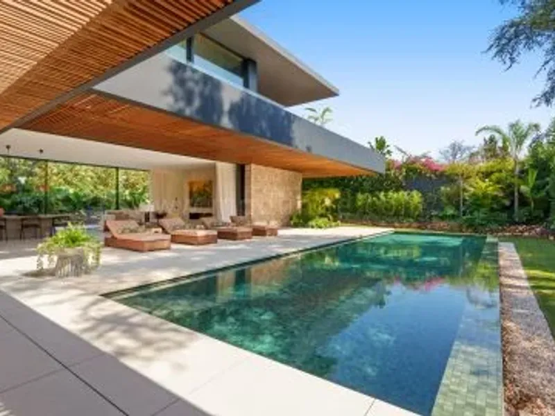 Modern Contemporary Villa with Sea Views in Parcelas del Golf