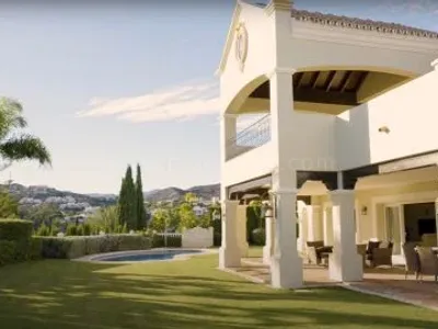 Villa Haveli – Traditional Villa with Sea Views in La Alquería, Benahavís