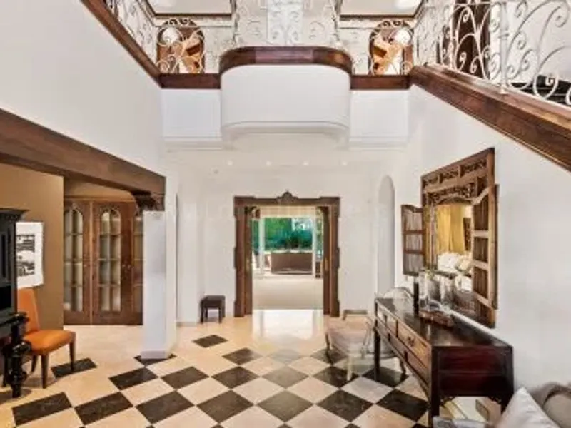 Villa Haveli – Traditional Villa with Sea Views in La Alquería, Benahavís