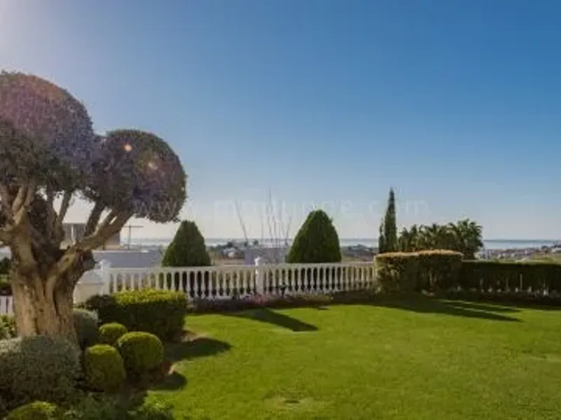 Villa Haveli – Traditional Villa with Sea Views in La Alquería, Benahavís