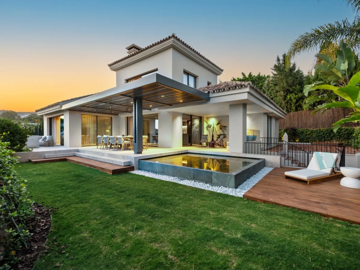 Centauro 15: A Balinese-style oasis villa in the heart of the Golf Valley in Nueva Andalucía