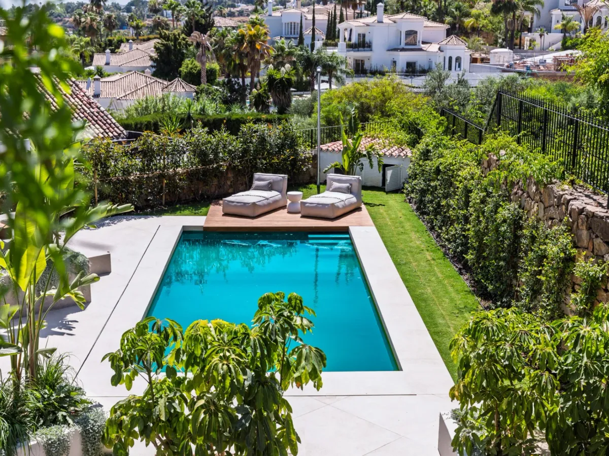 Centauro 15: A Balinese-style oasis villa in the heart of the Golf Valley in Nueva Andalucía