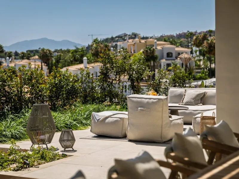 Centauro 15: A Balinese-style oasis villa in the heart of the Golf Valley in Nueva Andalucía