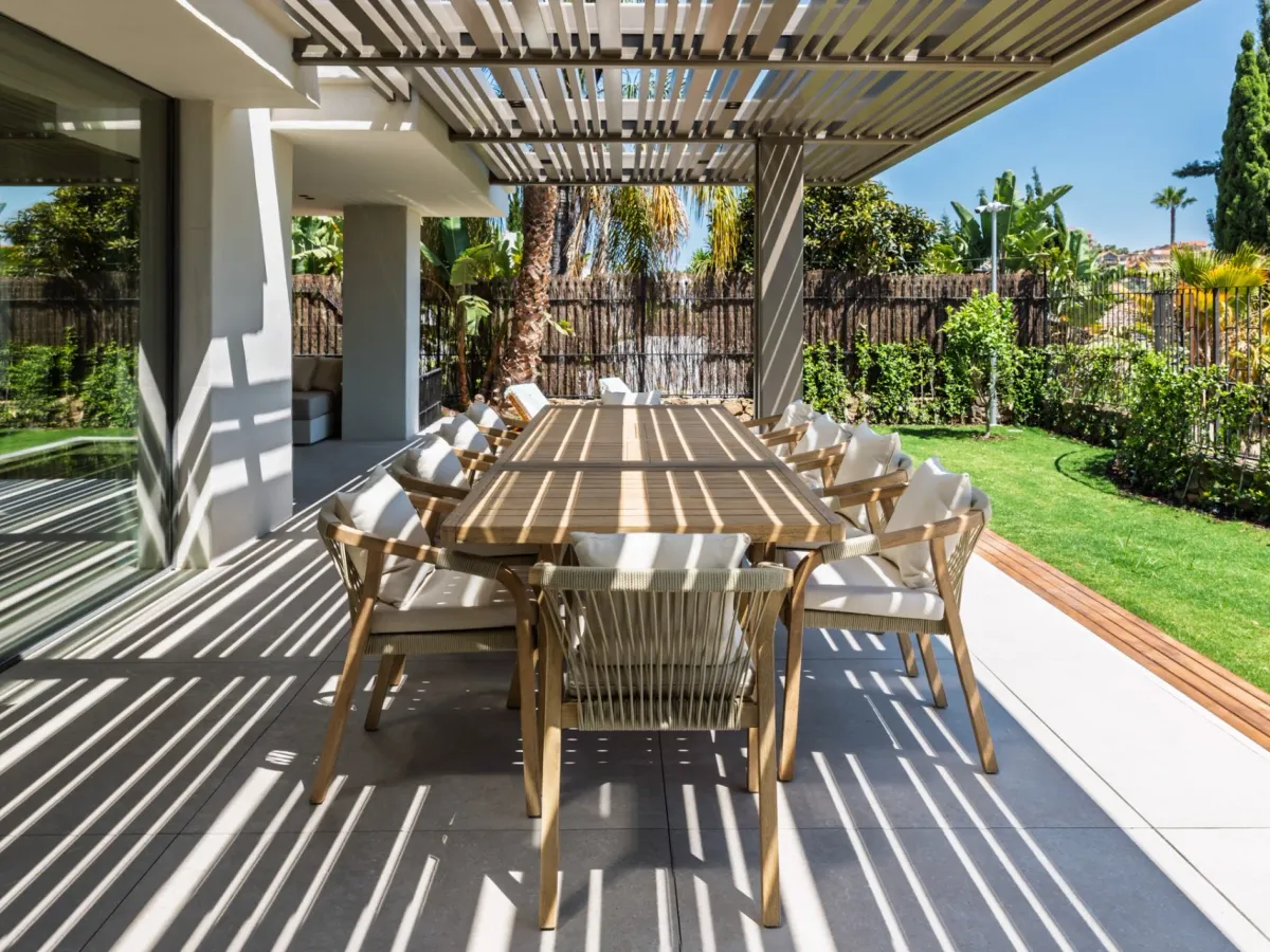 Centauro 15: A Balinese-style oasis villa in the heart of the Golf Valley in Nueva Andalucía