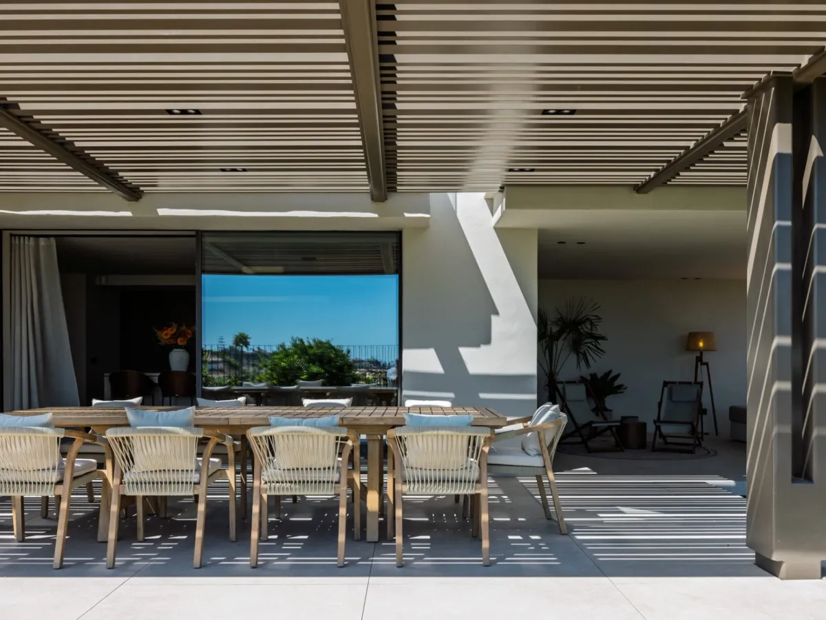 Centauro 15: A Balinese-style oasis villa in the heart of the Golf Valley in Nueva Andalucía