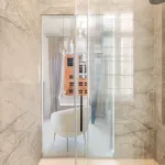 Luminous apartment completely refurbished next to the Cervantes Theatre, Malaga centre 9