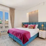 Luminous apartment completely refurbished next to the Cervantes Theatre, Malaga centre 11