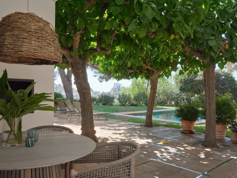 Charming Andalusian style villa recently renovated, next to a golf course