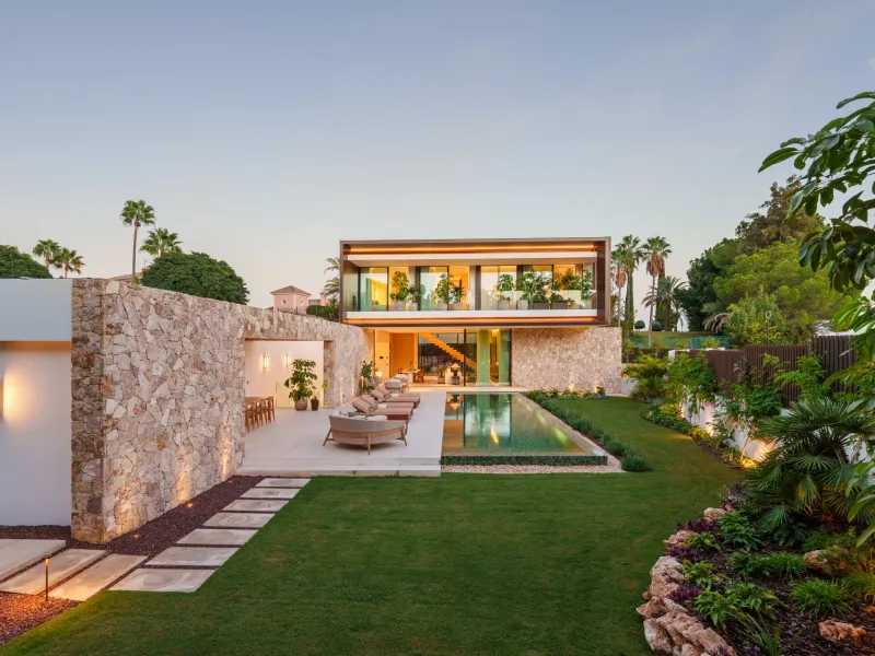 Mediterranean exclusivity at its finest in the heart of Marbella’s Golden Mile, Marbella