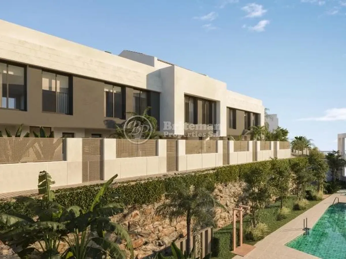 Townhouse for sale in Malaga