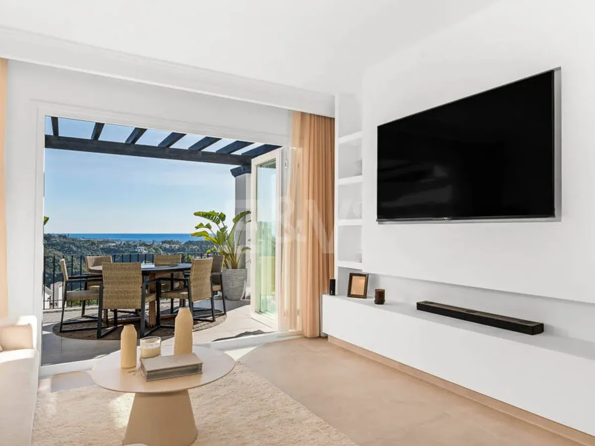 Exceptional Penthouse with Breathtaking Sea Views