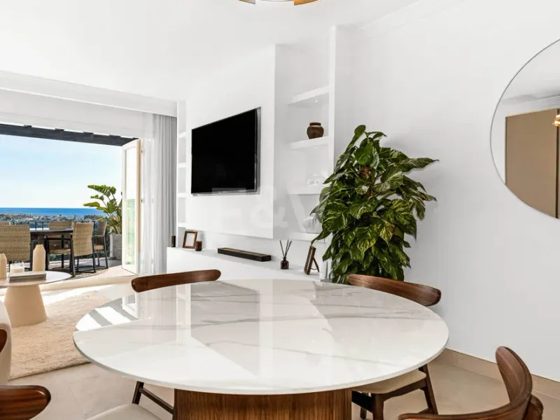 Exceptional Penthouse with Breathtaking Sea Views