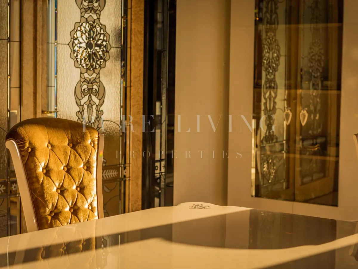 Luxury seven bedroom villa with spectacular views in Hacienda Las Chapas, Marbella East.