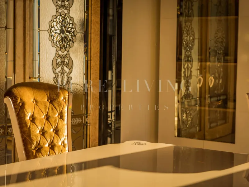 Luxury seven bedroom villa with spectacular views in Hacienda Las Chapas, Marbella East.