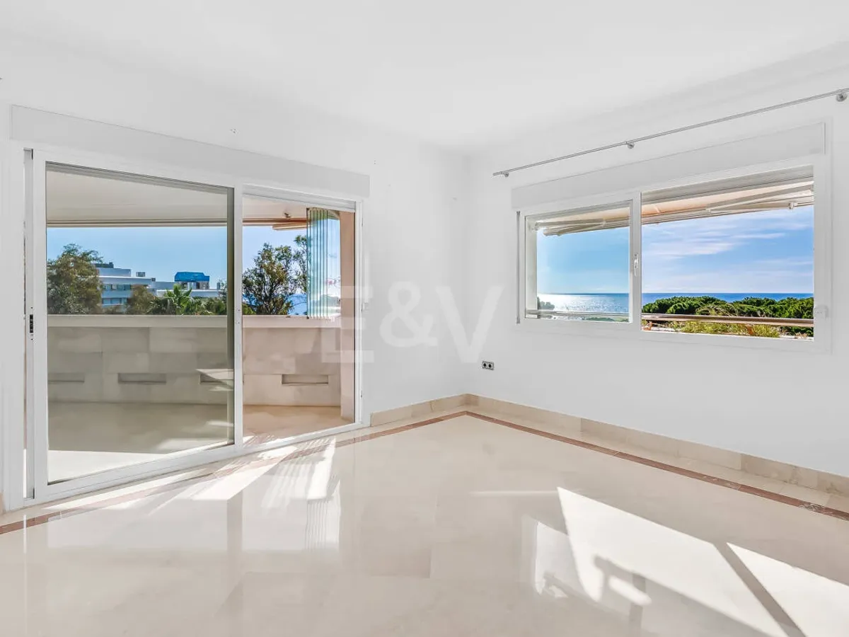 Exclusive Beachside Apartment with Panoramic Sea Views on the Golden Mile