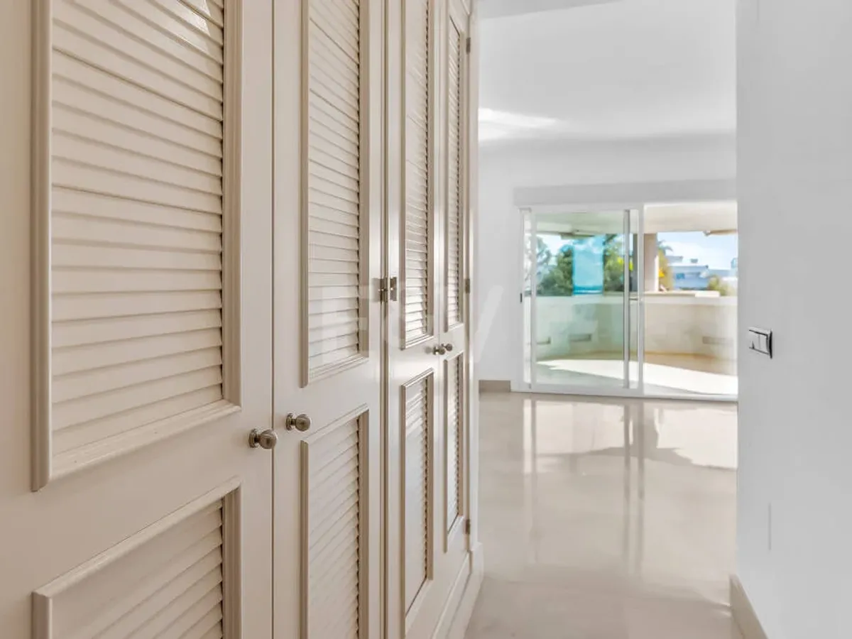 Exclusive Beachside Apartment with Panoramic Sea Views on the Golden Mile