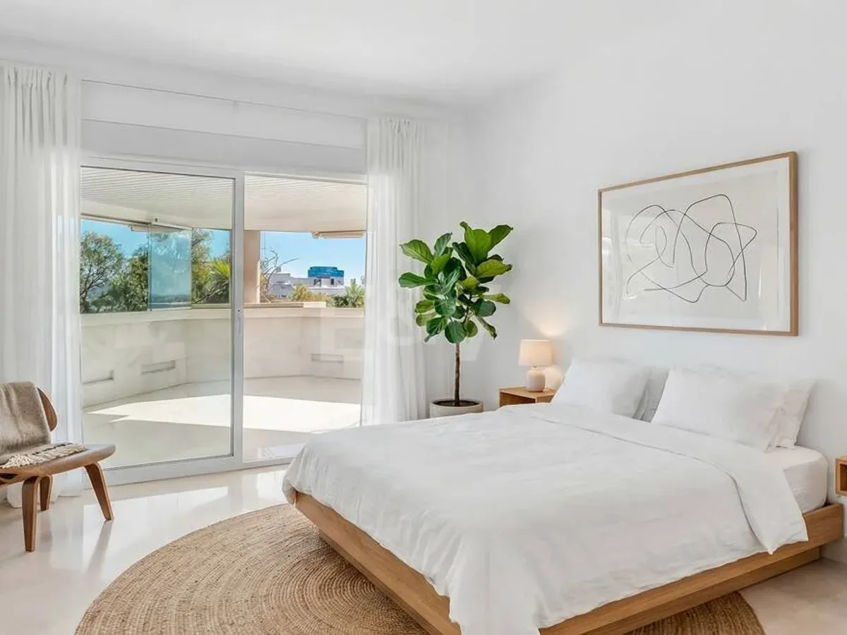 Exclusive Beachside Apartment with Panoramic Sea Views on the Golden Mile