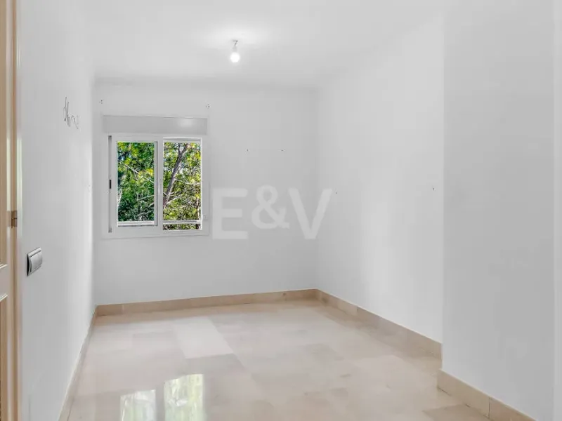 Exclusive Beachside Apartment with Panoramic Sea Views on the Golden Mile