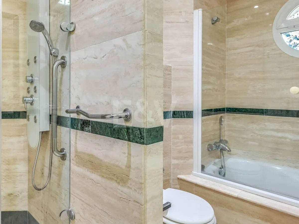 Exclusive Beachside Apartment with Panoramic Sea Views on the Golden Mile