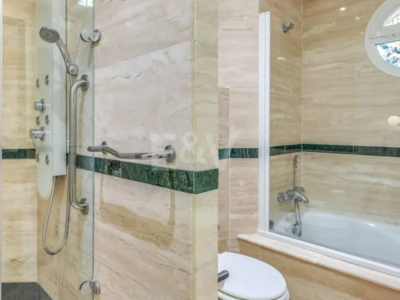 Exclusive Beachside Apartment with Panoramic Sea Views on the Golden Mile