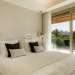 Villa-Style Triplex with Private Garden and Sea Views on Marbella’s Golden Mile 12