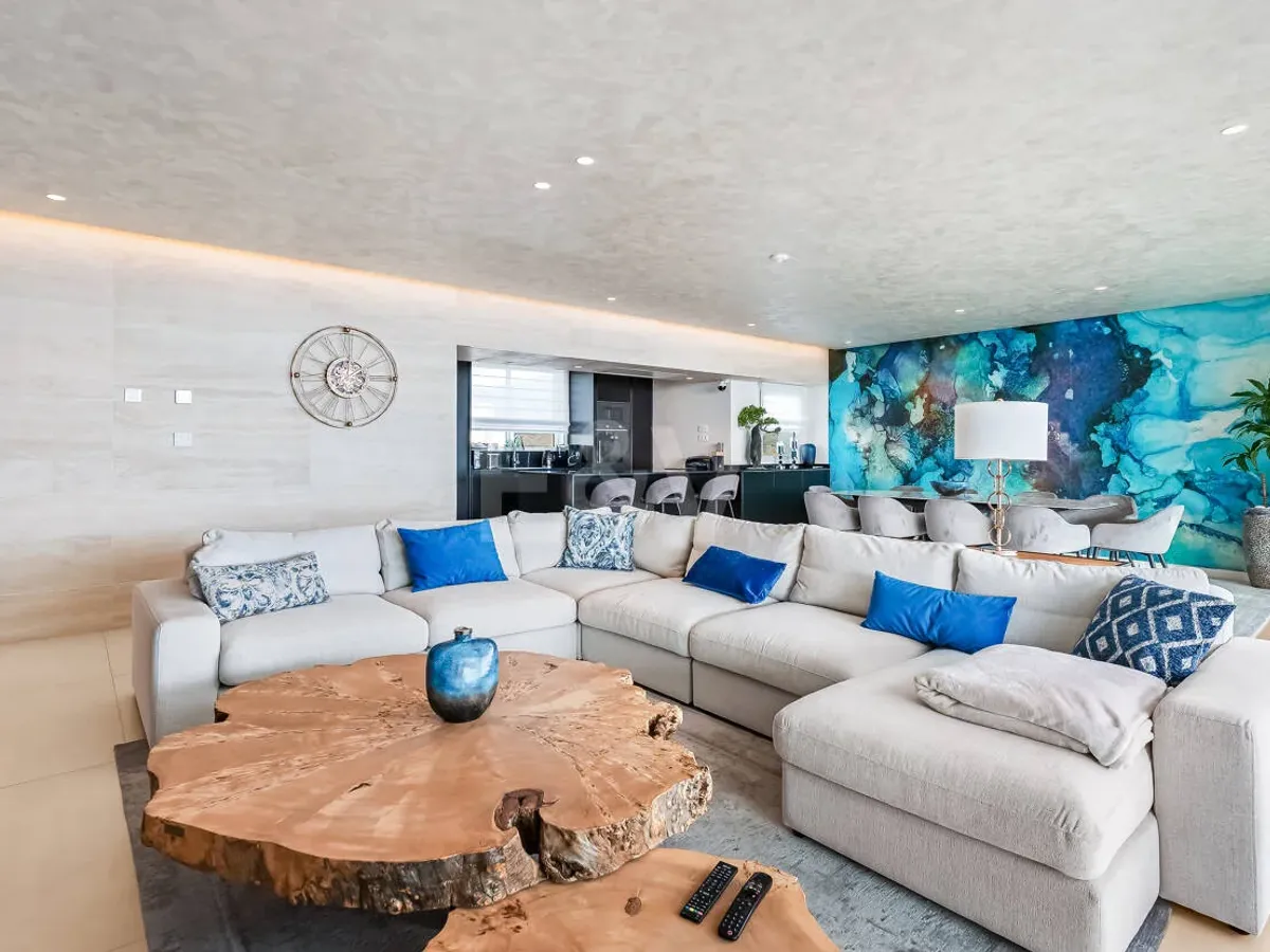 Exclusive South-Facing Penthouse in Palo Alto Marbella with Panoramic Sea Views