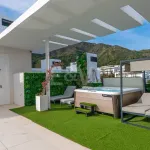 Exclusive South-Facing Penthouse in Palo Alto Marbella with Panoramic Sea Views 12