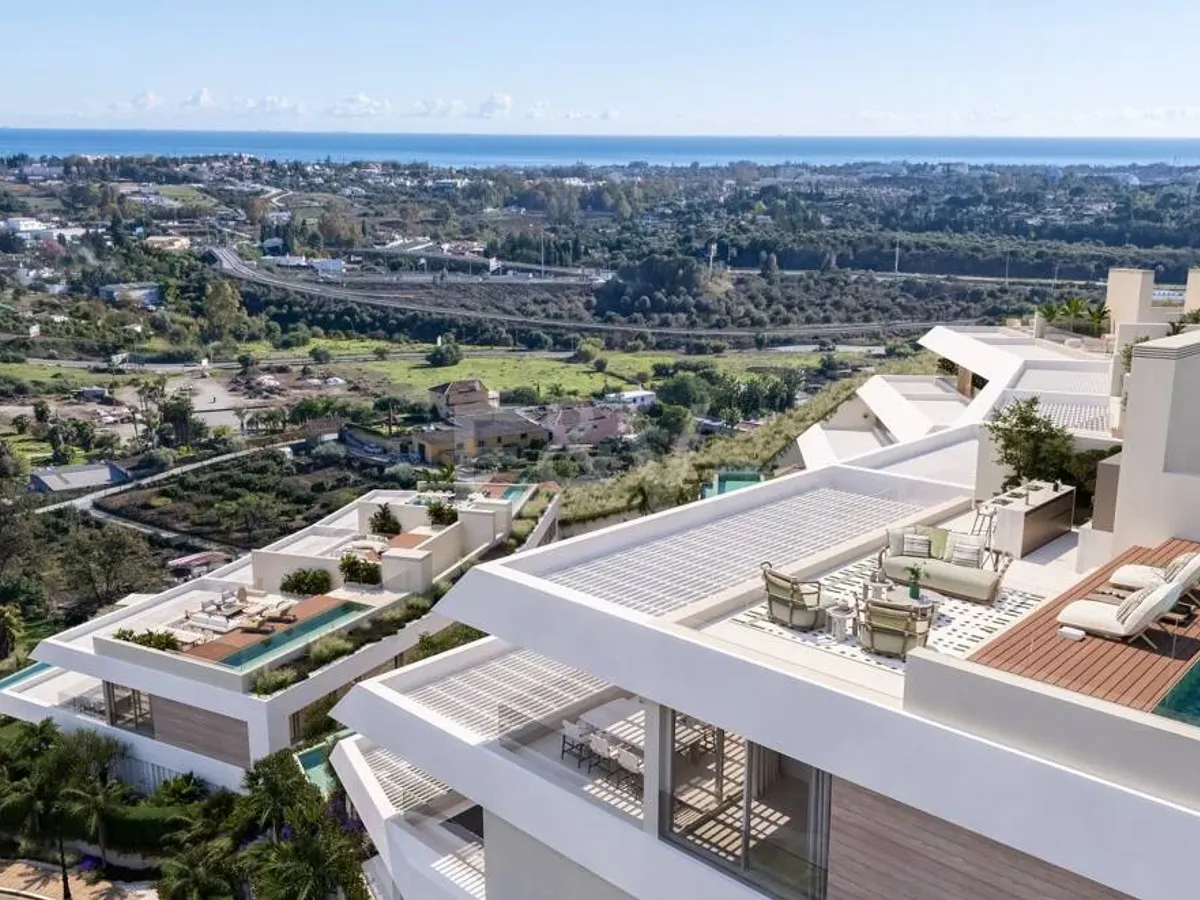 New-Build Penthouse with Sea-View Terraces, Private Rooftop Leisure Level and Resort-Style Facilities