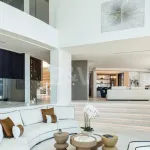 A Unique Villa in the Most Desired Location 5