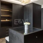 A Unique Villa in the Most Desired Location 12