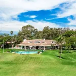 Frontline Guadalmina Beachside Beach Plot with Villa in Marbella 10