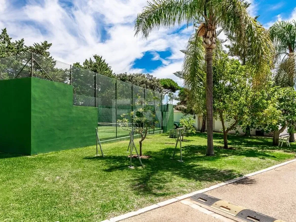 Frontline Guadalmina Beachside Beach Plot with Villa in Marbella