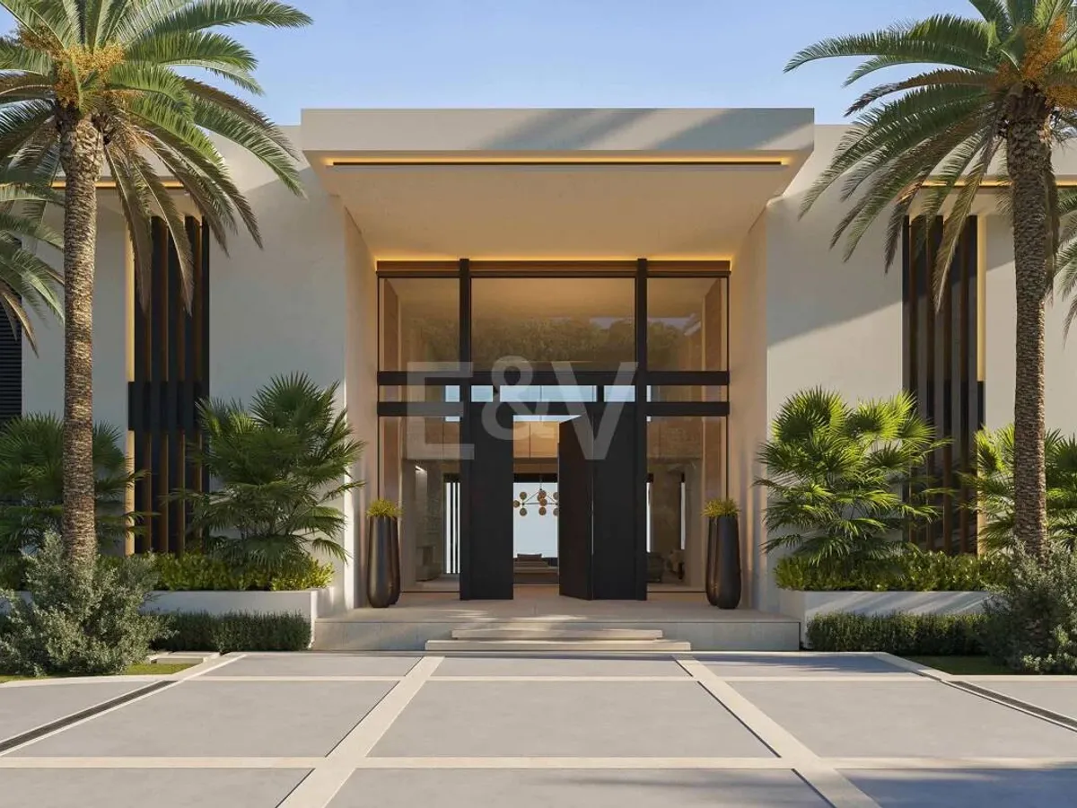 Stunning Luxury Villa with Panoramic Views in La Zagaleta