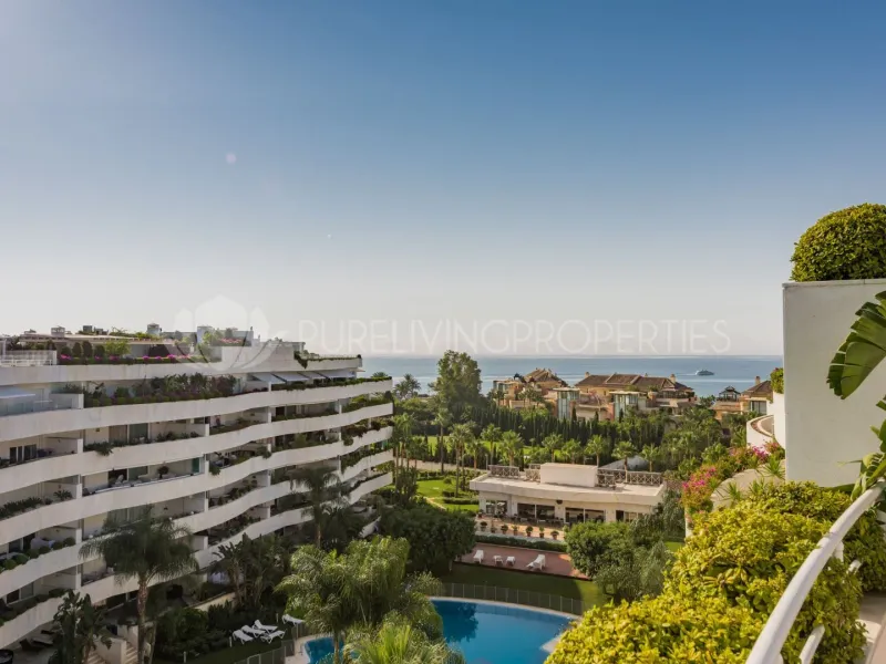 Penthouses in Marbella – a villa with a seaside view