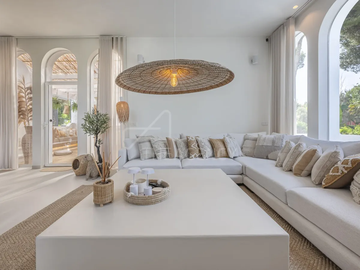 Renovated Villa in a Gated Community Near Puerto Banús – Atalaya de Río Verde