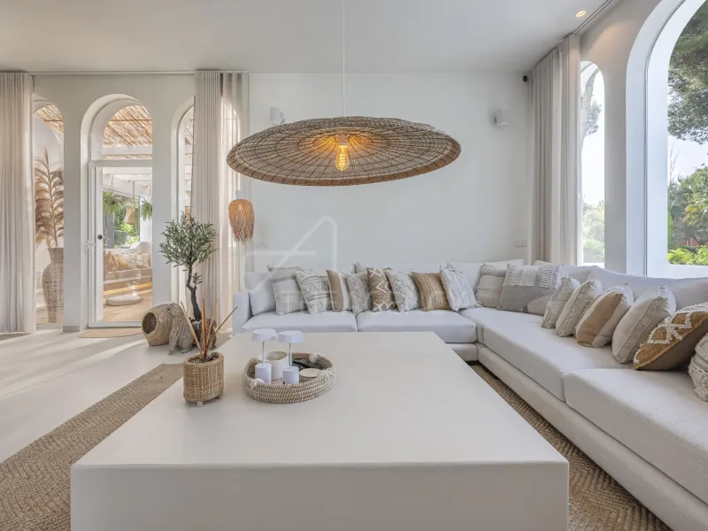 Renovated Villa in a Gated Community Near Puerto Banús – Atalaya de Río Verde