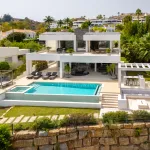 Renovated Villa in a Gated Community Near Puerto Banús – Atalaya de Río Verde 5