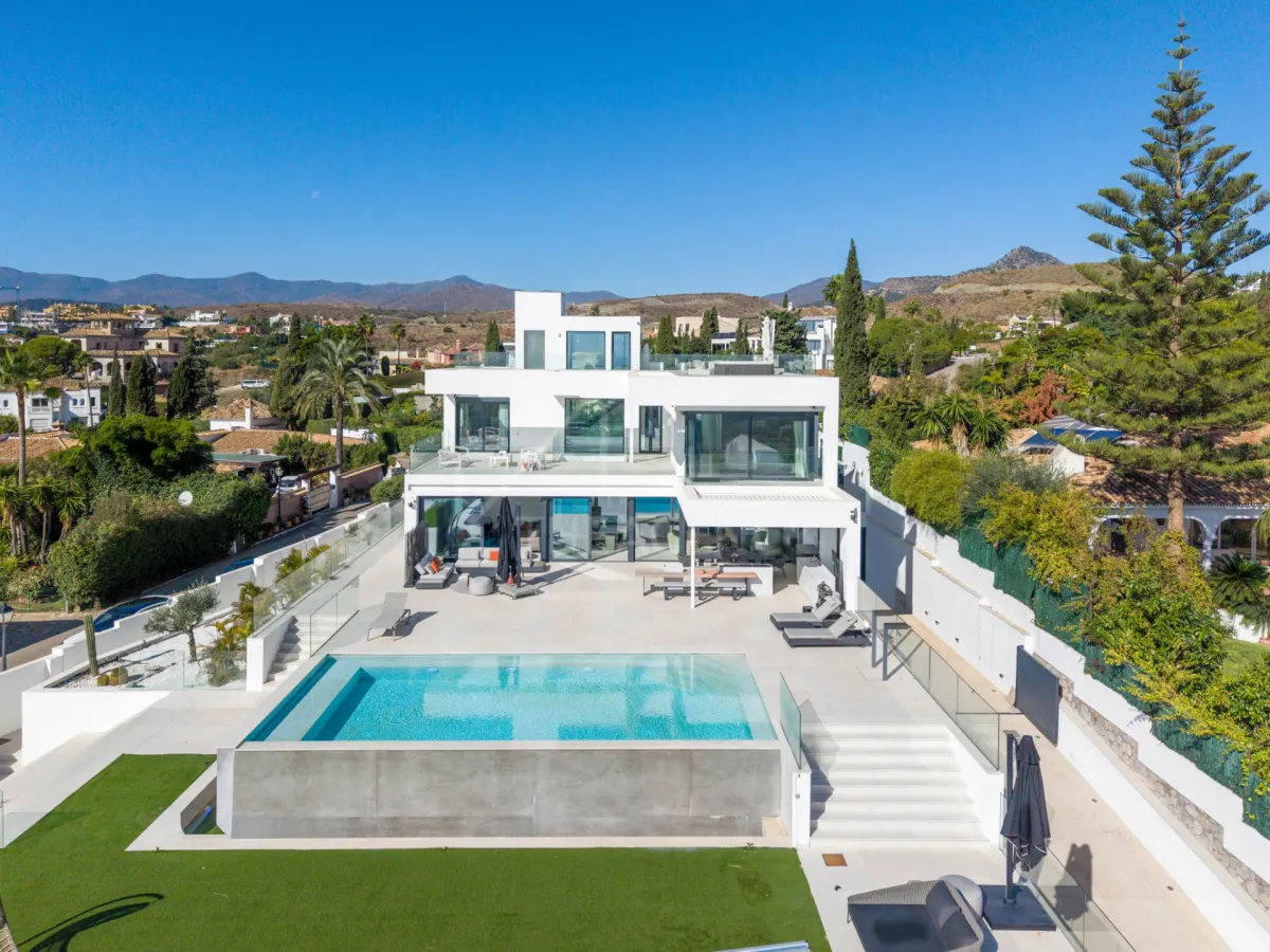 Villa Elite - Contemporary Villa With Panoramic Sea, Golf, Gibraltar and Mountain Views- Paraiso Alto, Benahavís-