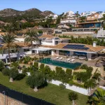 Villa Flores - Renovated Villa with Panoramic Sea Views - Málaga 2