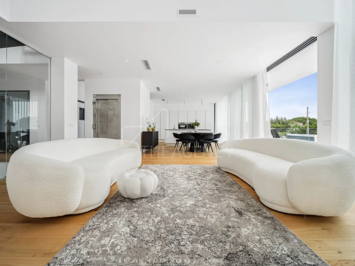 Villa Mia - Contemporary Beachside Villa - Marbesa, Marbella East