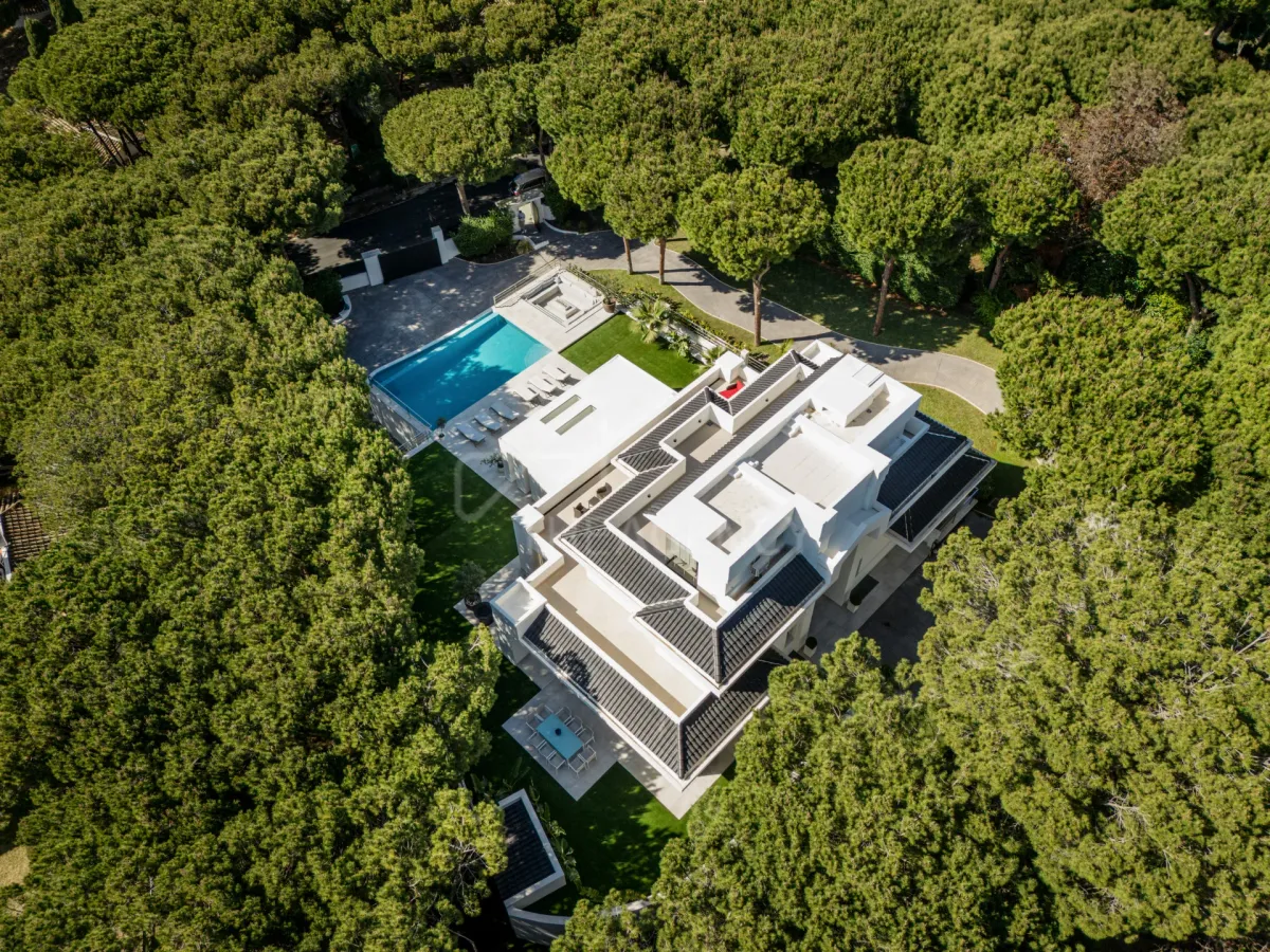 Villa Mia - Contemporary Beachside Villa - Marbesa, Marbella East